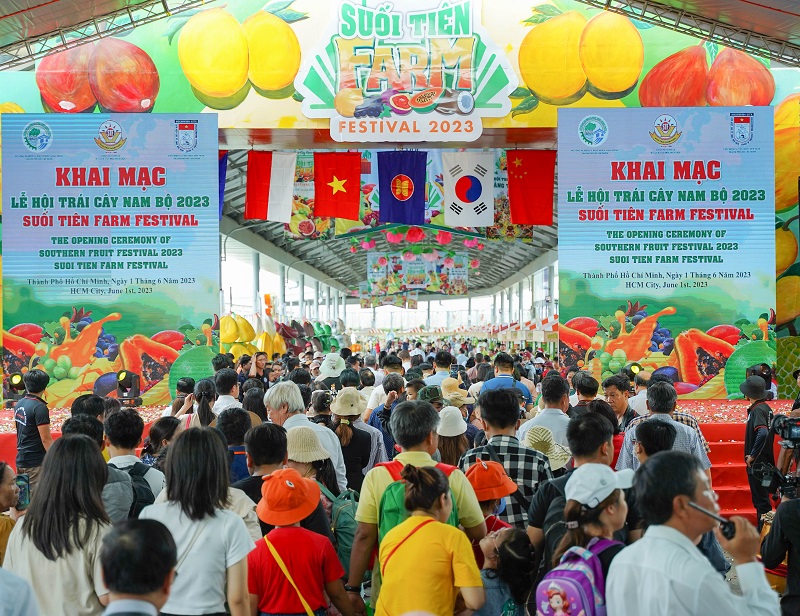 Tưng bừng Lễ hội Trái cây Nam Bộ - Suoi Tien Farm Festival 2023 