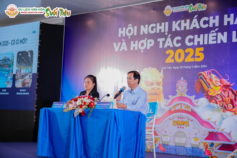 Hội nghị tri &acirc;n kh&aacute;ch h&agrave;ng v&agrave; hợp t&aacute;c chiến lược của Suối Ti&ecirc;n