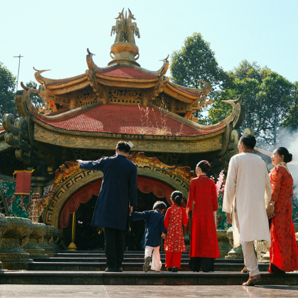 QUẢNG TRƯỜNG - ĐỀN THỜ  QUỐC TỔ HÙNG VƯƠNG